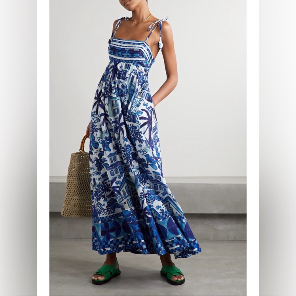 ISO FARM RIO DRESS MAXI BLUE SWEET RIO OFF‎ WHITE XS or S